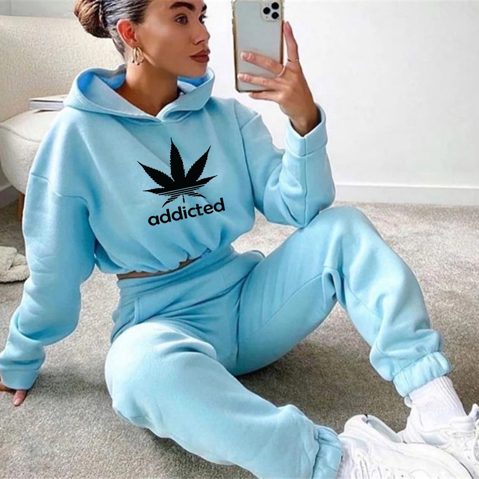 2023 Women Tracksuit Sweatpants 2 Pieces Set Pullover Hoodies and Trousers Sports Suit Print Crop Top Sweatshirts Pants Outfits
