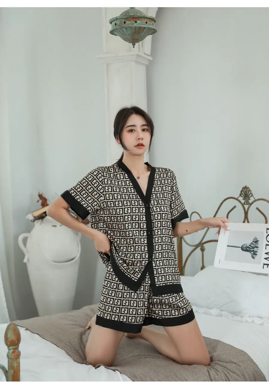 Summer Women's Pajamas Set Luxury Curves Print V Neck Sleepwear Short Casual Faux Silk Homewear 2pcs Nightie Femme